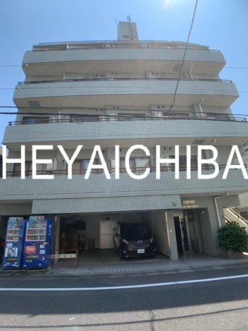 リブポート上野松が谷の外観