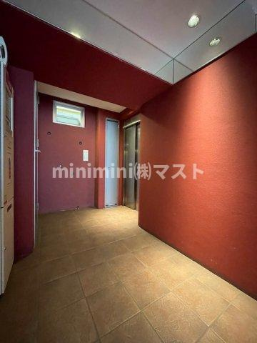I-DIL NAKANOSHIMA EASTのロビー
