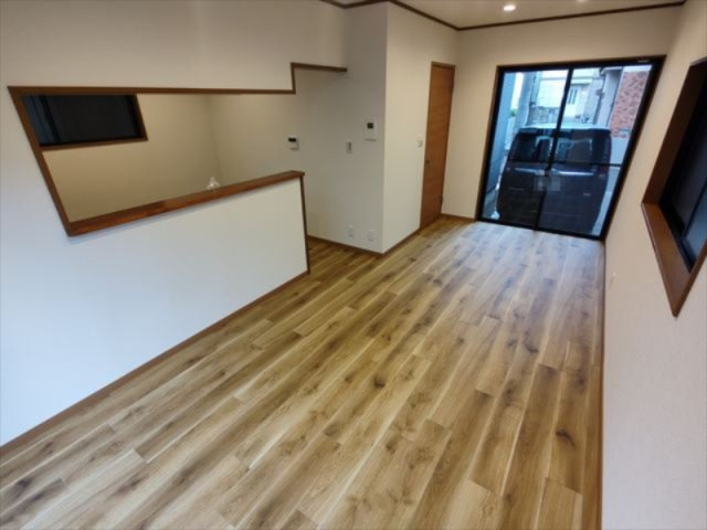 【居間・リビング】の画像