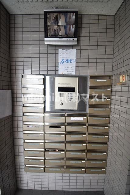 アイディール中之島のロビー