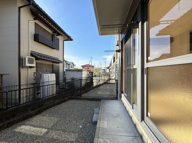 ローズコート南久万の庭