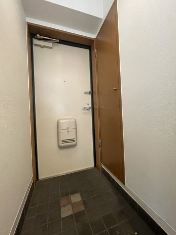 Ｙ’ｓコート蘭びっくの玄関