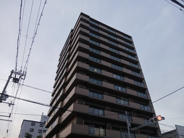 カルム平野の外観
