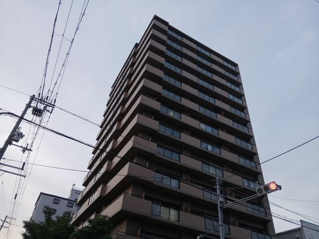 カルム平野の外観
