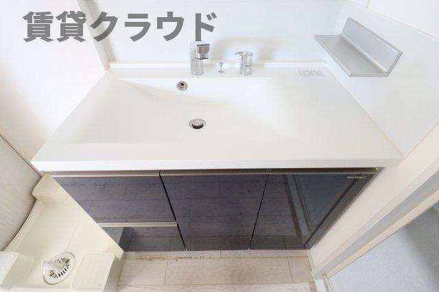 RICHE　YAMADA　Vの洗面所|洗面所です