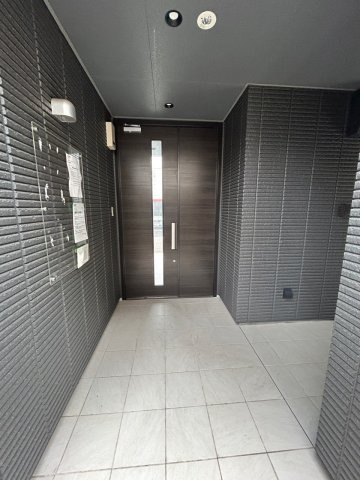 Maison de Collineのエントランス|オートロック付きのエントランス