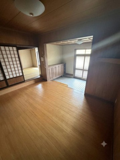 【玄関】 | 鳥取市岩倉中古戸建て