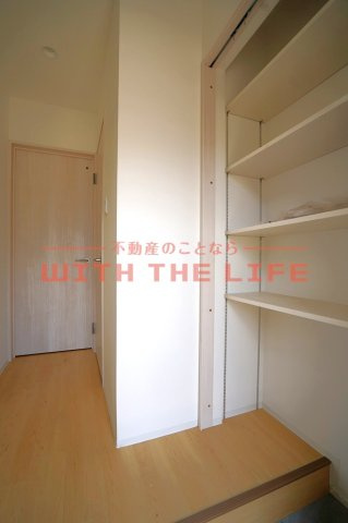 国分町新築戸建【キャッシュバック対象物件】の玄関|シンプルで使いやすい玄関です