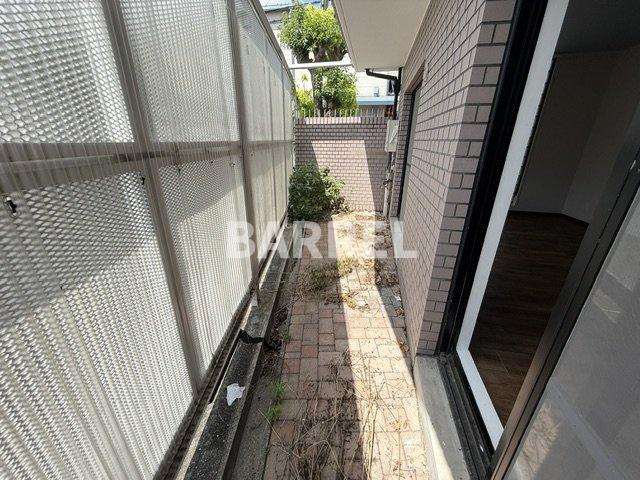 ロイヤル豊中千里園のバルコニー