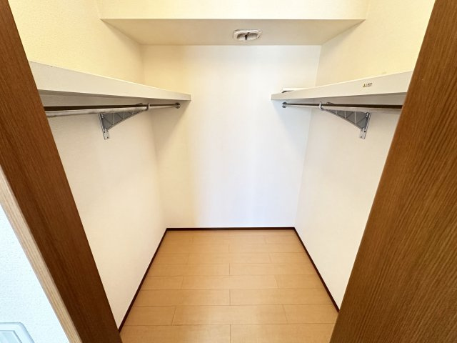 ジュネスあざみの収納