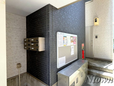 【エントランス】 | Creo中村区役所 | 建物の内部です