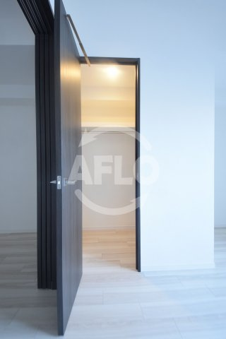 S-RESIDENCE日本橋Qualierの収納|S-RESIDENCE日本橋Qualier　クローゼット