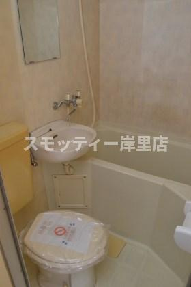 アベニューフロベールの浴室