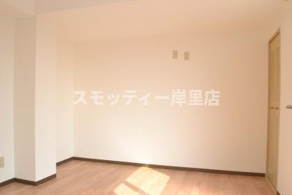 アベニューフロベールのその他