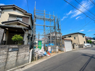 【居間・リビング】 | 足立区東六月町新築戸建て【限定1棟】 | ※掲載画像はCGによるイメージ図です。実際の仕様・形状と異なる場合があります。