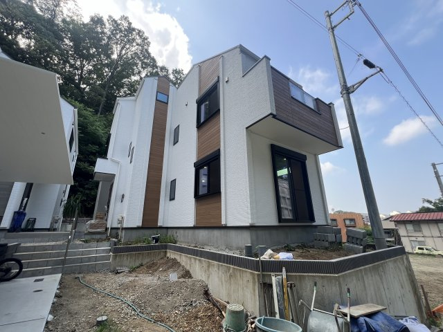 横浜なのに！？横浜だけど！？叶う自然を感じられ落ち着いた生活♪でも元町や中華街もしっかり生活圏で嬉しい♪な【中区本牧町2丁目新築戸建】