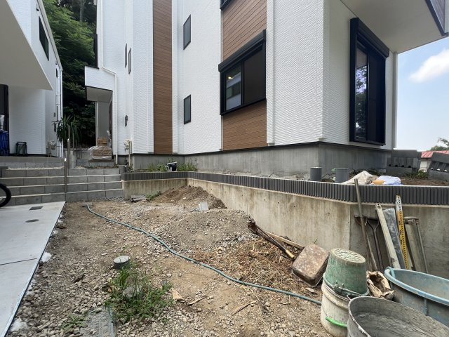 横浜なのに！？横浜だけど！？叶う自然を感じられ落ち着いた生活♪でも元町や中華街もしっかり生活圏で嬉しい♪な【中区本牧町2丁目新築戸建】の駐車場|駐車場です