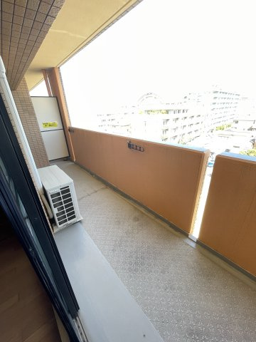 【バルコニー】