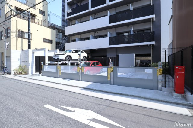 【駐車場】 | S-RESIDENCE鶴舞Ⅱ | 駐車場に車を止められます