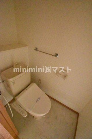 大阪市中央区安堂寺町２丁目の賃貸マンションのトイレ