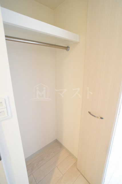 大阪市北区南森町２丁目の賃貸マンションの収納
