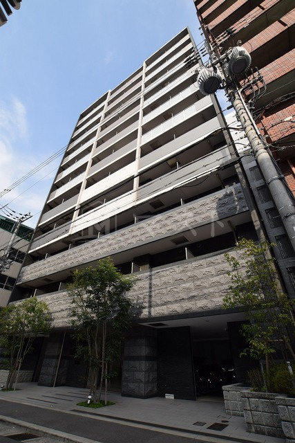 大阪市北区南森町２丁目の賃貸マンションの外観