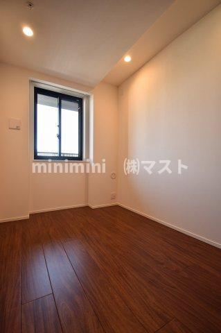 大阪市中央区南本町１丁目の賃貸マンションの内装