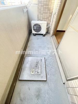 大阪市西区西本町３丁目の賃貸マンションのバルコニー