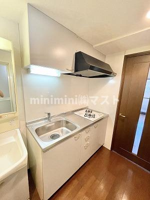 大阪市西区西本町３丁目の賃貸マンションのキッチン