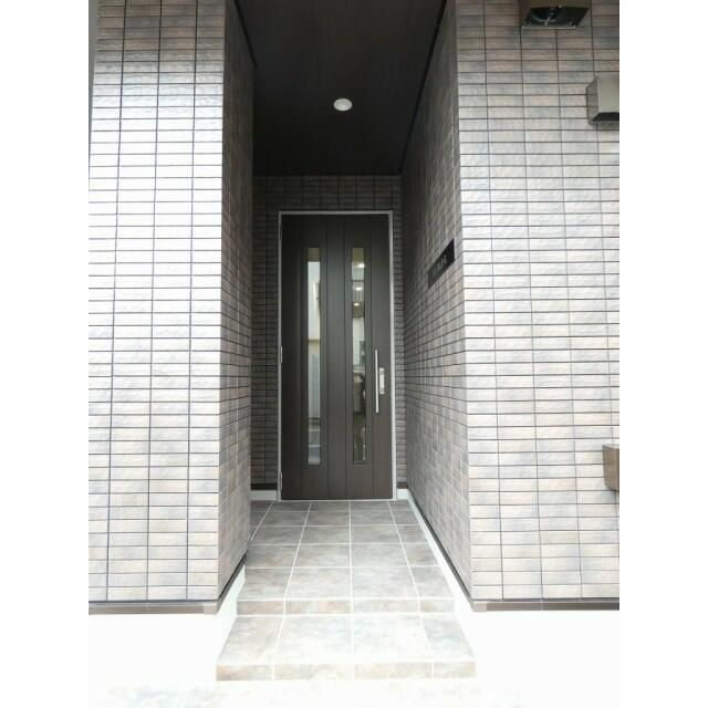 S5 BLDG のエントランス