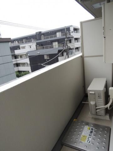 スカイコート品川東大井のバルコニー