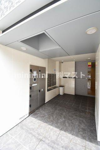大阪市北区豊崎４丁目の賃貸マンションのエントランス