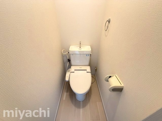 徳島市南矢三町３丁目のアパートのトイレ