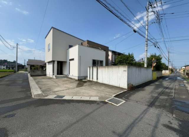 栃木市薗部町　中古戸建
