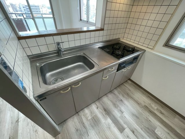 芦屋市南宮町の賃貸マンションのキッチン
