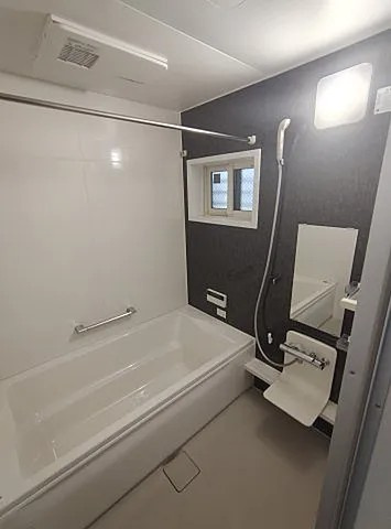 Ｄ－ｒｏｏｍ高羽の浴室