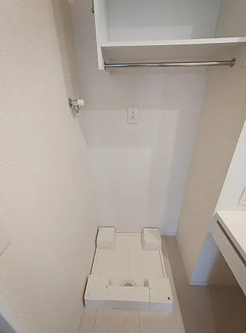 Ｄ－ｒｏｏｍ高羽の洗面所