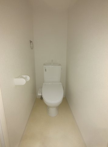 神戸市灘区篠原本町４丁目の賃貸マンションのトイレ