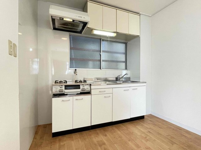 芦屋市大桝町の賃貸マンションのキッチン