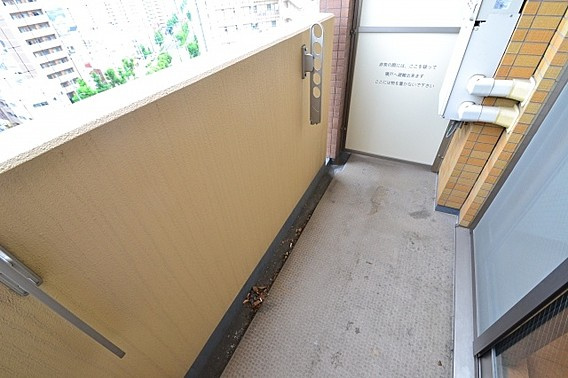 神戸市中央区下山手通７丁目の賃貸マンションのバルコニー
