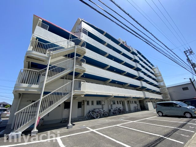 徳島市北矢三町３丁目の賃貸マンション