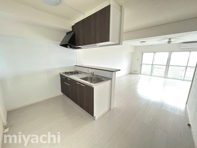 徳島市北矢三町３丁目の賃貸マンションの居間・リビング