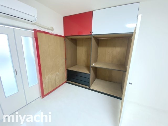 アヴィタションWISEの収納