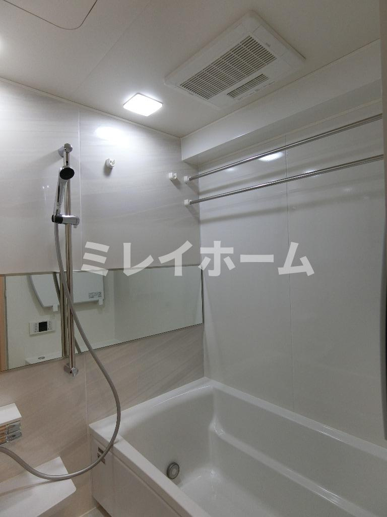 アジールコート大森西の浴室|同建物内、別のお部屋の参考写真になります。