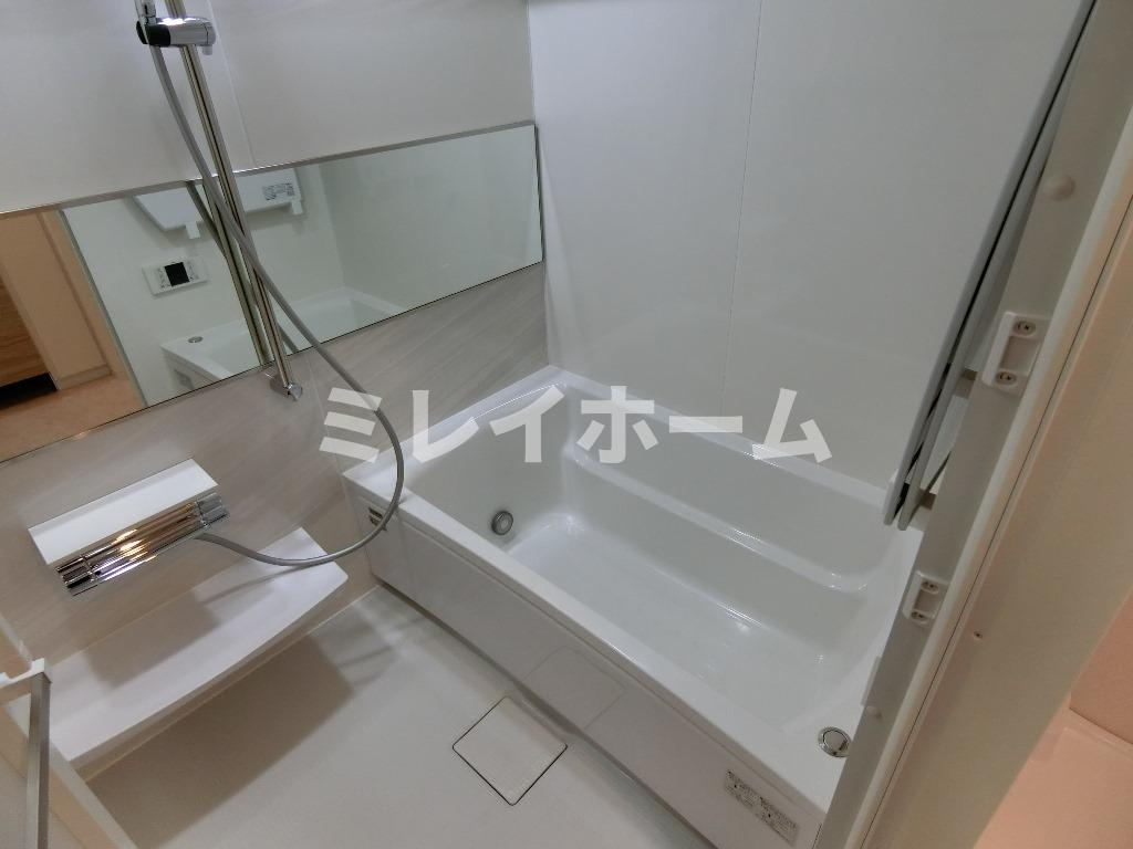 アジールコート大森西の浴室|同建物内、別のお部屋の参考写真になります。