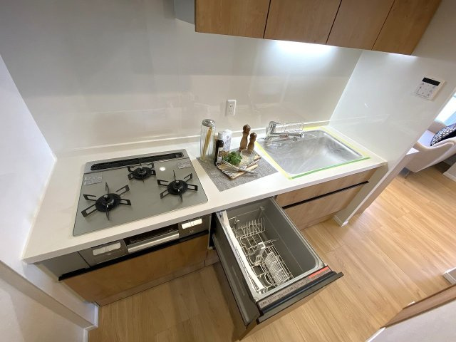 ランドステージ王子　ＴＯＫＹＯ　ＯＡＳＩＳの発電・温水設備|食洗機