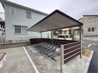 クレードルの設備
