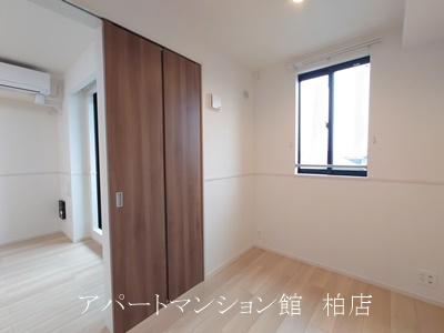 クレードルの居間・リビング|同施工会社、同型タイプです