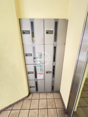 ナルトハイム　三軒家東小学校区の設備|ナルトハイム　宅配ボックス