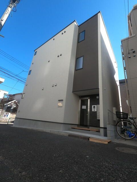 トレフェリクス東十条の外観